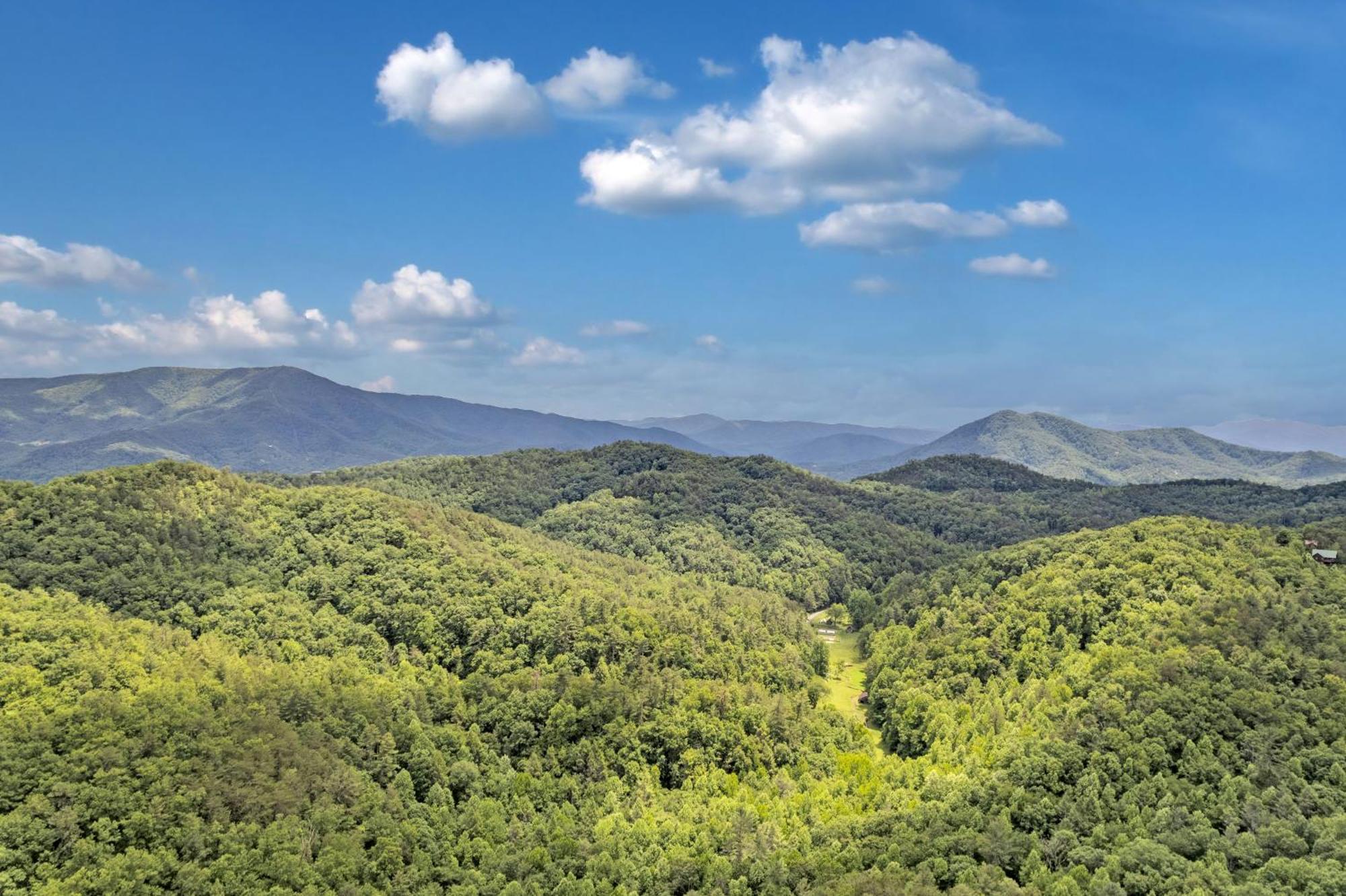 Endless View- Amazing Panoramic Mountain Views, Pool Access, Free Area Attraction Tickets Sevierville Exterior foto